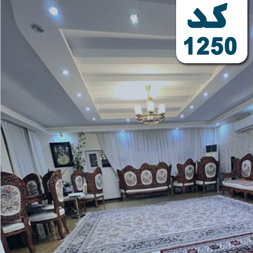 سالن نشیمن با مبلمان سلطنتی آپارتمان در شهرصدرا