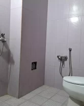 توالت فرنگی ودستشویی سرویس بهداشتی ویلا در شهرک نیایش